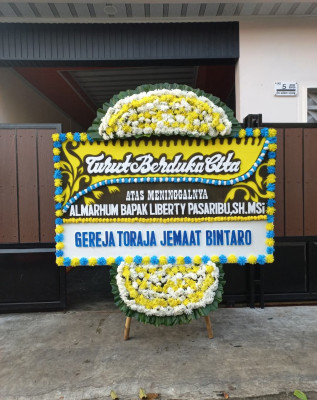 Papan Bunga Duka di Tidore Selatan